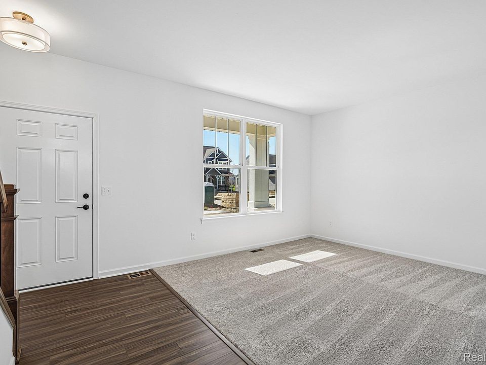 24839 Savory Dr, photo 8