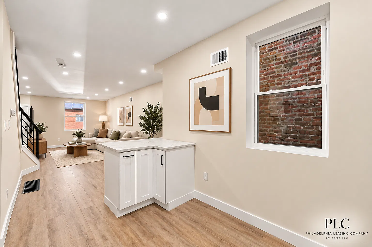 3 bed, 1148 sqft, $2,095 — Photo 3