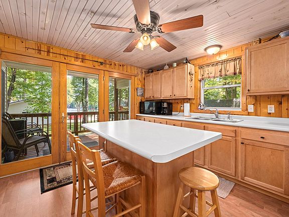 4th image of 8234 Voss Rd #5