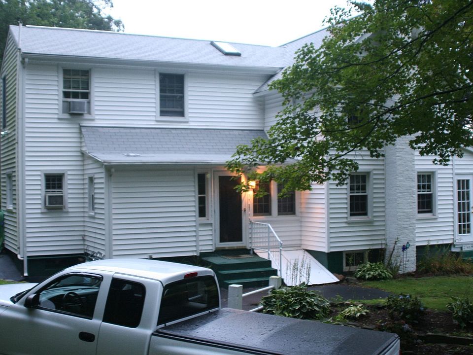 driveway side