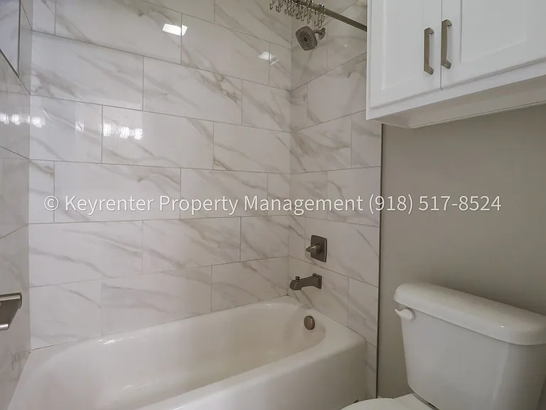 3809 W Union St — Photo 51
