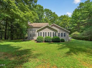 20 Lester Ln, Middle Grove, NY 12850