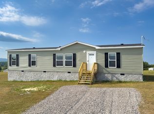 50 Jonathan Dr, Chatsworth, GA 30705