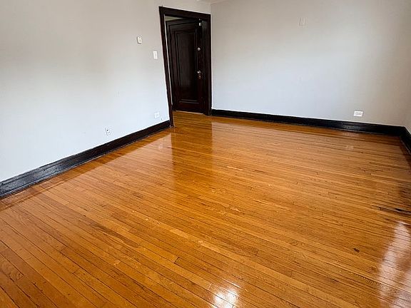 2nd image of 1525 N Austin Blvd #Ab-27-2