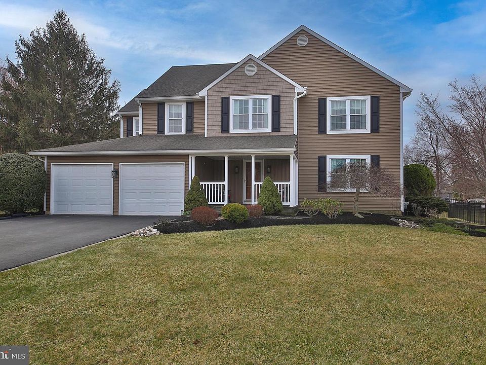 1st image of 367 Merion Pl