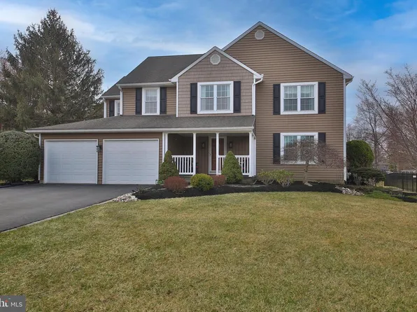 367 Merion Pl, Newtown, PA 18940