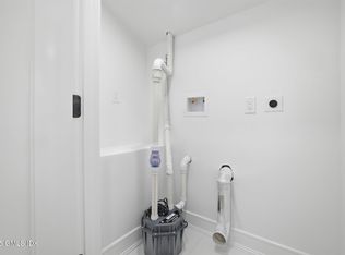 131 Henry St, Greenwich, CT 06830