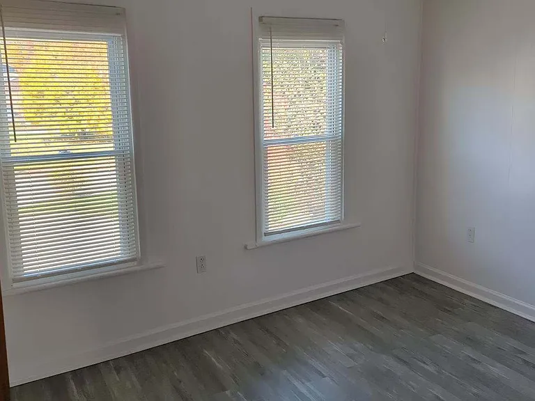 775 Lucas Pl — Photo 9