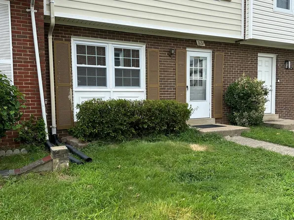 1614 Fort Fisher Ct, Dumfries, VA 22026