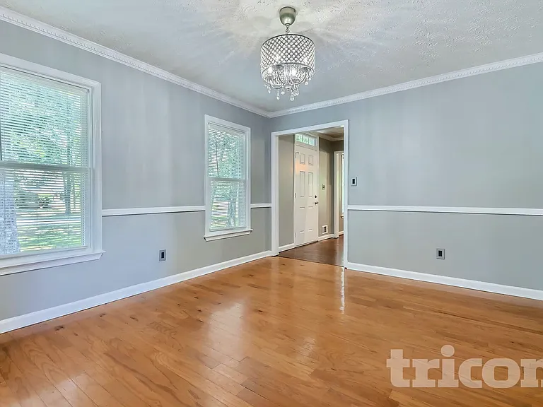 130 Southwood Ct — Photo 18