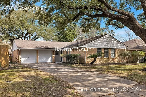 4750 Sanford Rd Photo 1