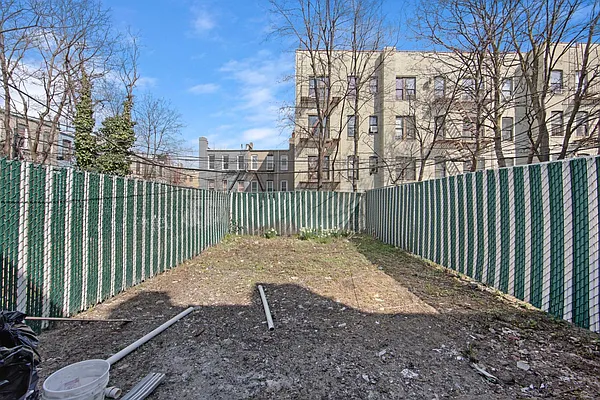 Rented by Corcoran | media 18