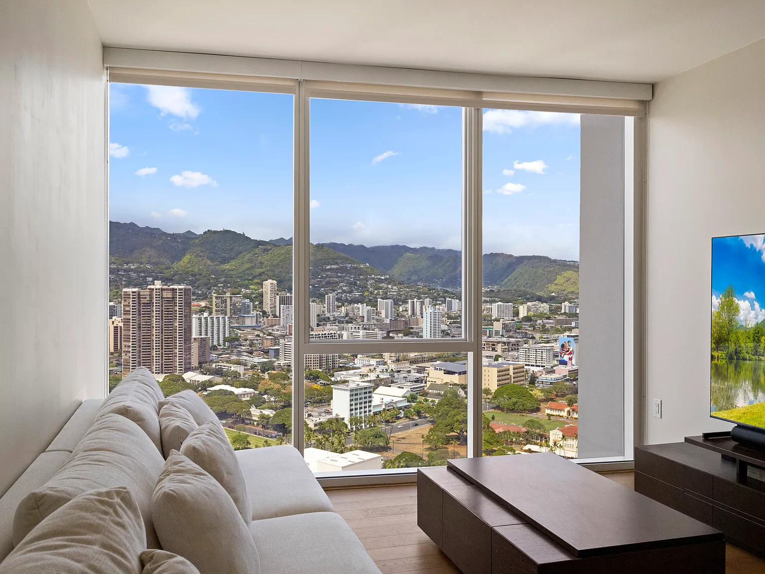 888 Kapiolani Boulevard Suit 3802 - 3802 — Photo 4