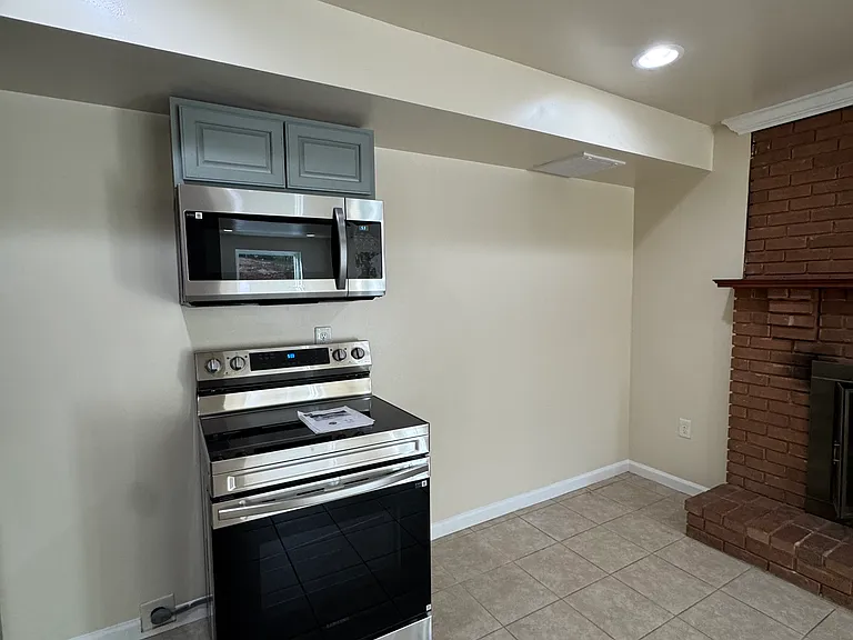 106 Bryant Rd — Photo 19