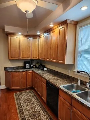2205 Cleneay Ave — Photo 8