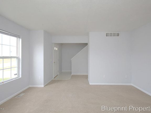 5th image of 2082 Shiloh Point Dr SE