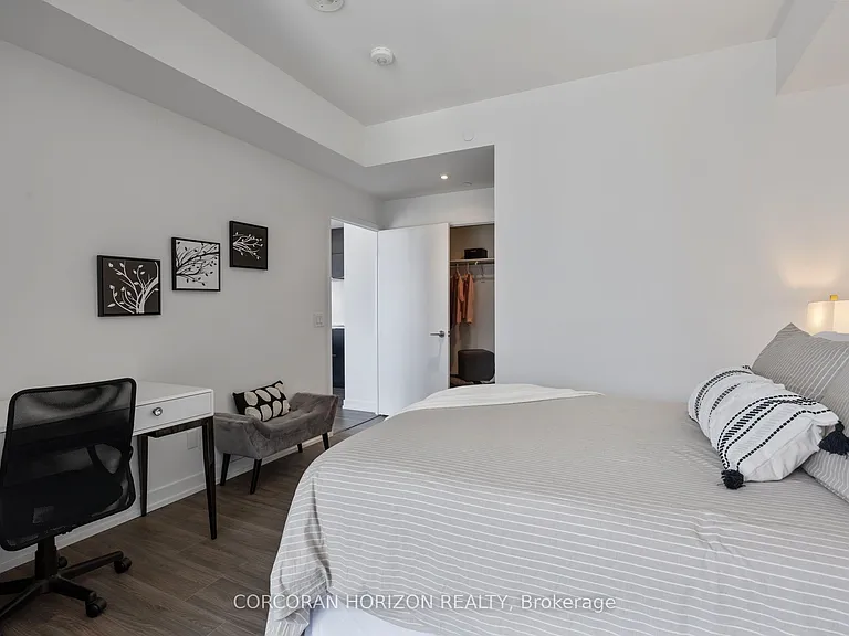 20 Edward St #Penthouse 1 — Photo 27
