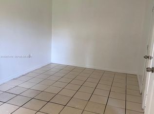 900 NW 121st St, North Miami, FL 33168