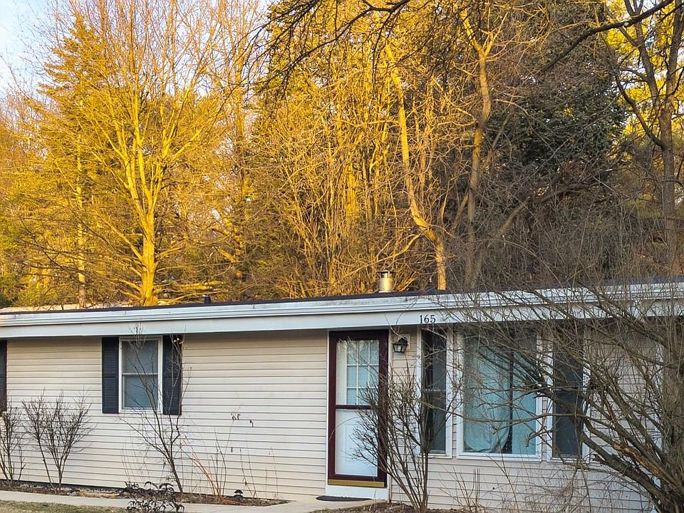 1st image of 165 E Cherry Ln