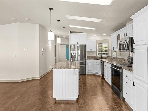 2nd image of 3064 Eagles Nest Way