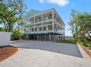 600 Elizabeth Dr, Murrells Inlet, SC 29576