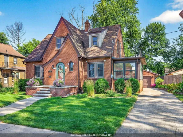 1036 W Oklahoma St, Appleton, WI 54914