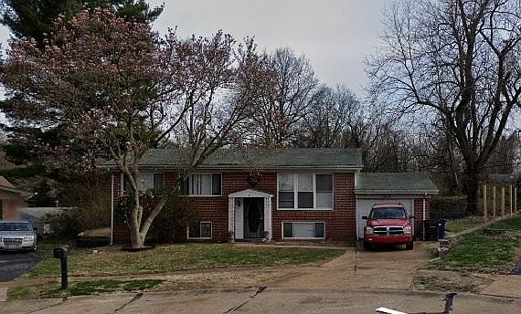 1st image of 8 Mintert Manor Dr