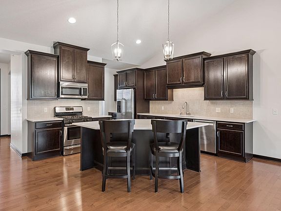 5th image of 8652 Lake Riley Dr