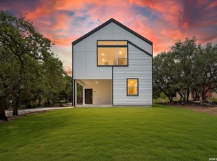 165 Slocum Dr, Canyon Lake, TX 78133