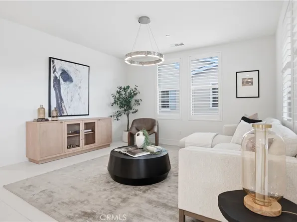 21 Jaripol Cir, Mission Viejo, CA 92694