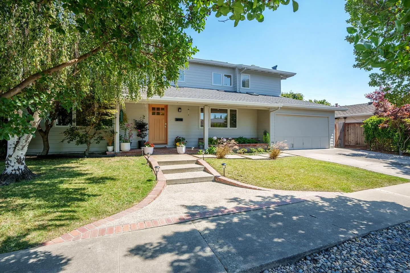 10460 Pineville Ave photo 1