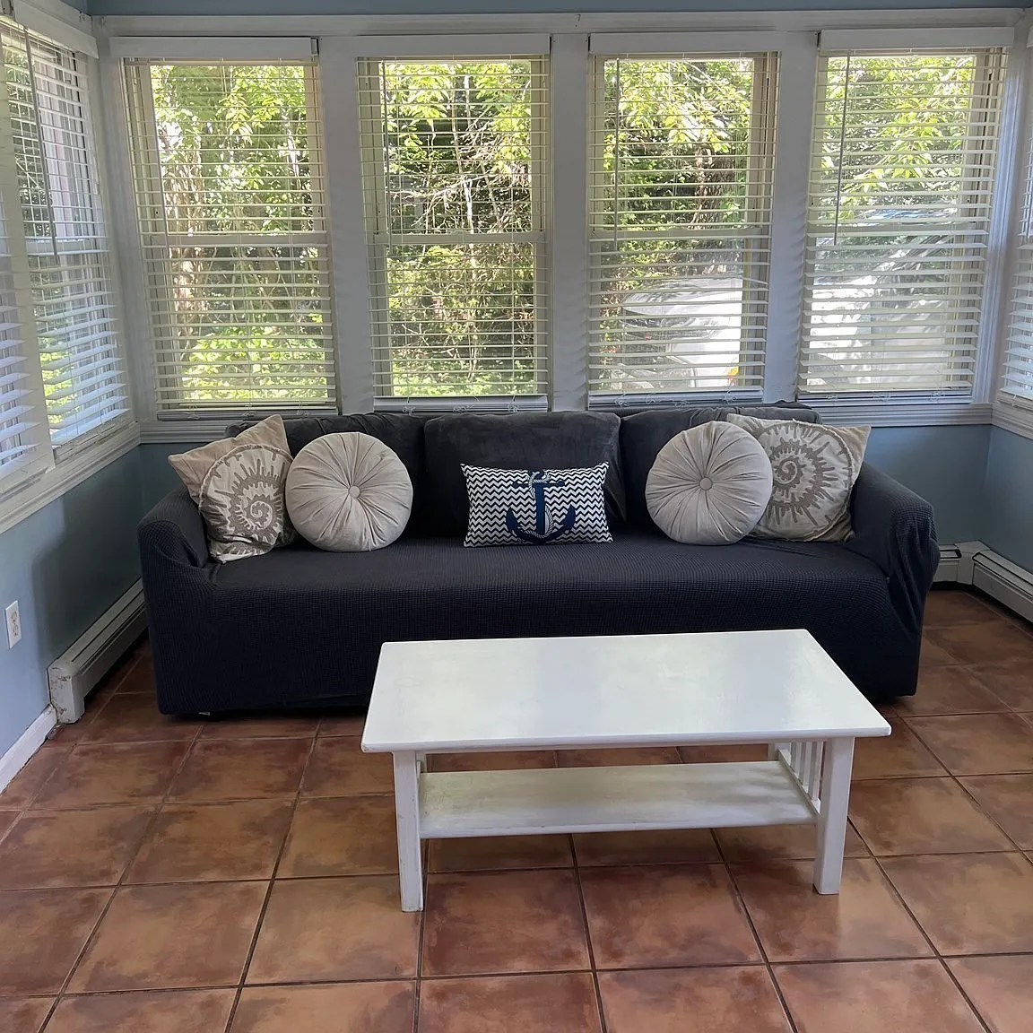 2 bed, 1.0 bath, 1000 sqft, $2,250 — Photo 1