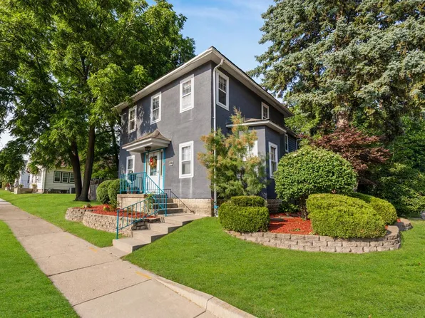 607 Delafield STREET, Waukesha, WI 53188