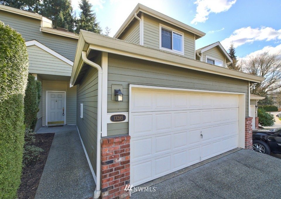 1st image of 13285 NE 182nd Street
