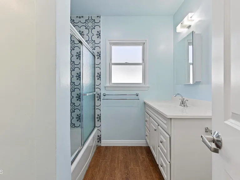 1724 S Marguerita Ave — Photo 3