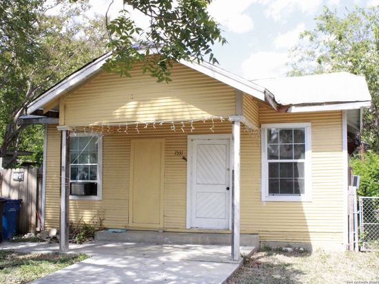 1531 West Hermine Boulevard, San Antonio, TX 78201