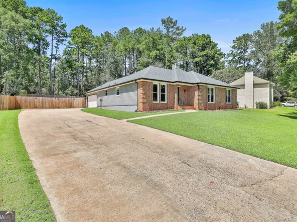 206 Sandown Dr, Peachtree City, GA 30269