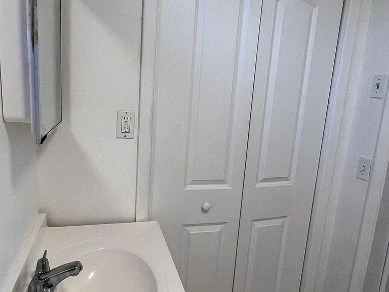 27 N San Remo Ave #A — Photo 16