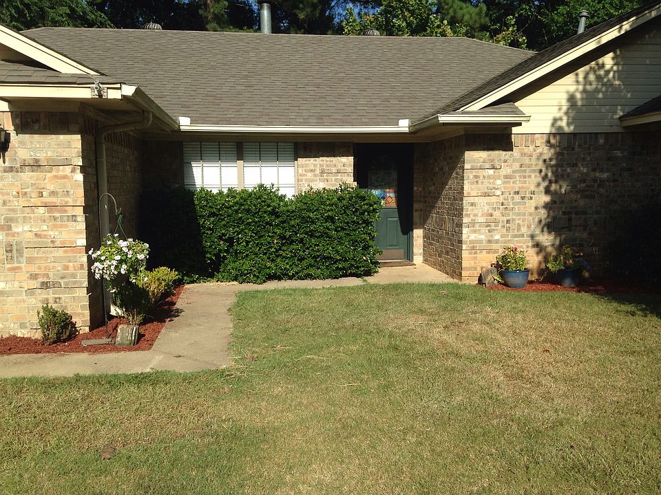 1st image of 940 Melinda Ln