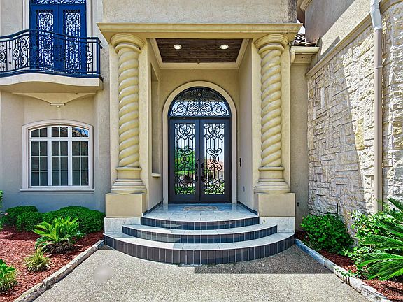 4th image of 7105 Walden Dr