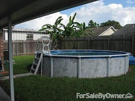 5th image of 2737 Oak Leaf Dr