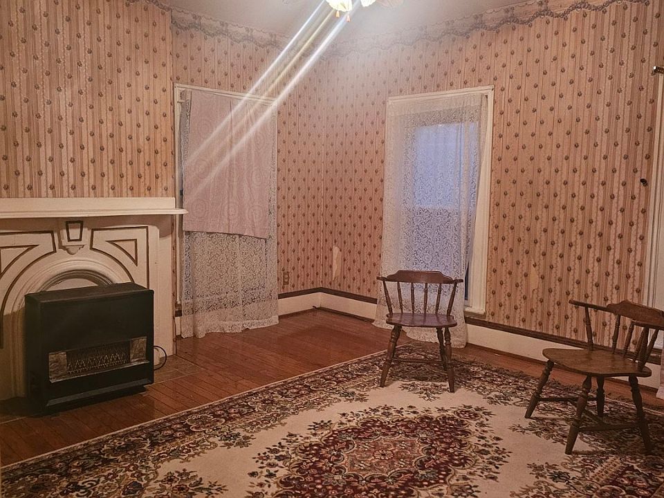 1st image of 1415 Buffalo St #2