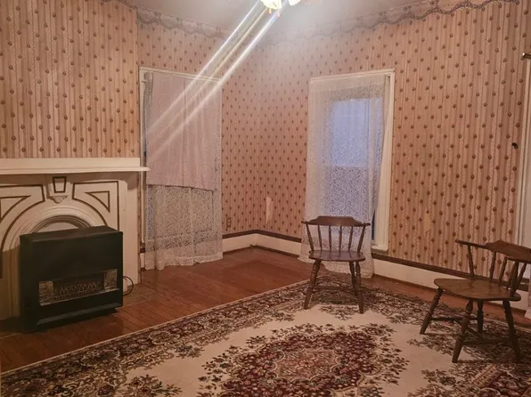 1415 Buffalo St #2, Franklin, PA 16323