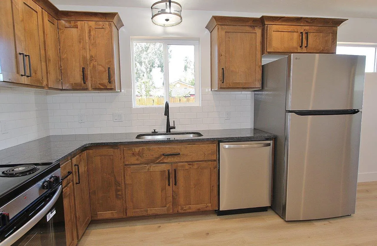 3 bed, 1091 sqft, $1,885 — Photo 4