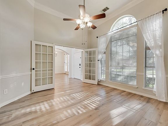 4th image of 7100 Ledgestone Ct