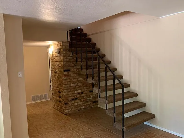 3127 Andy Ln — Photo 6
