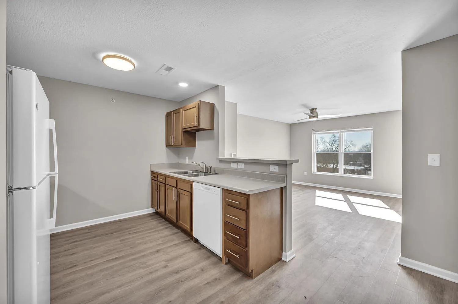 Newton Family Apartments — Photo 2