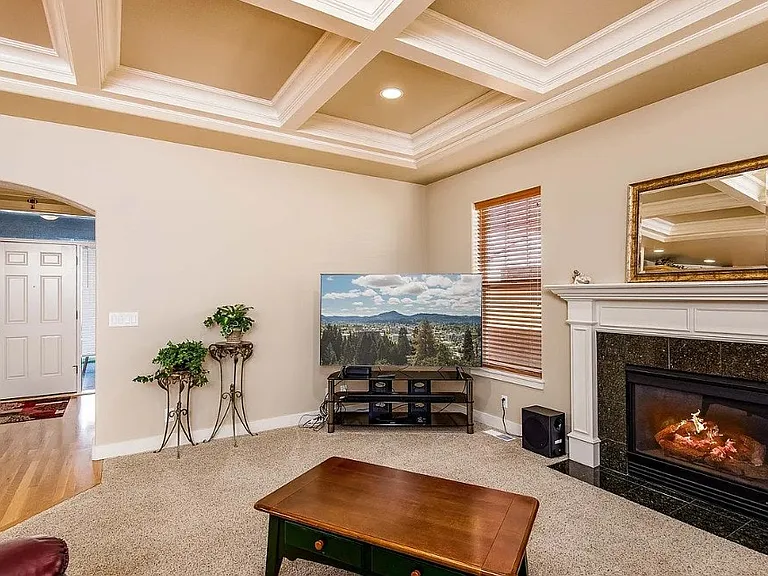 120 Waterstone Dr — Photo 4
