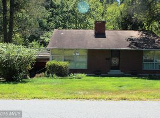 3524 Slade Run Dr, Falls Church, VA 22042