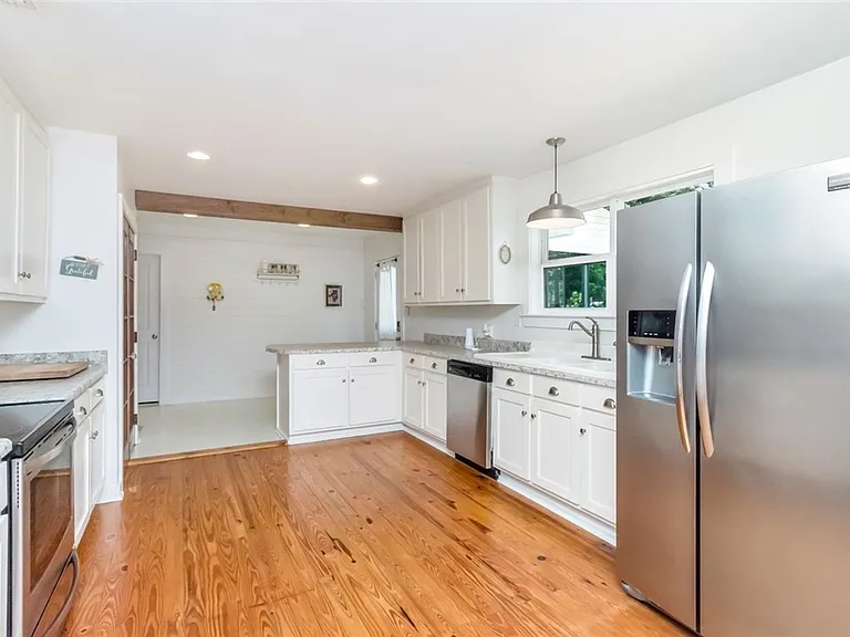 958 Pinemont Dr — Photo 16